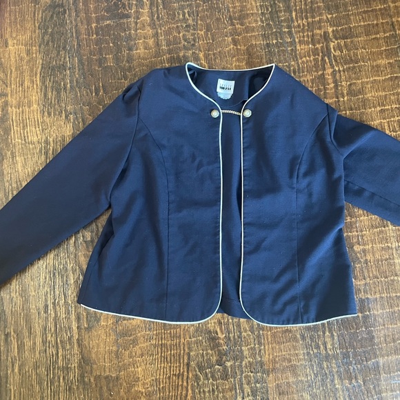 Vintage Jacket - Picture 6 of 12